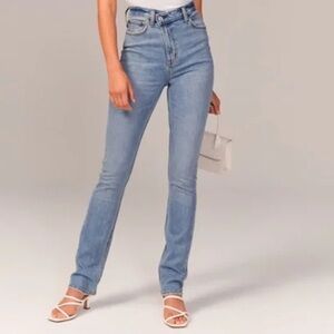 Abercrombie & Fitch Ultra High Rise 90s Slim Straight Jeans